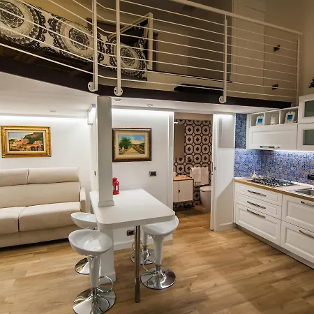 Solimena House 44 3*