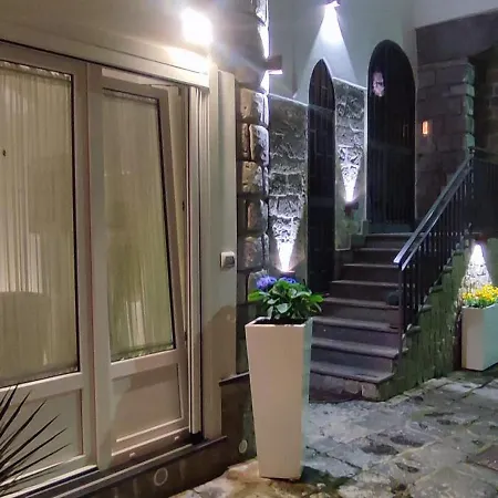 Solimena House 44 *