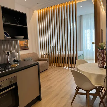 Solimena House 44 Guest house